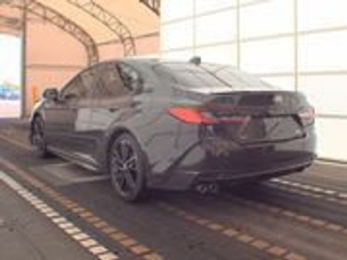Used 2025 Toyota Camry XSE FWD image 4
