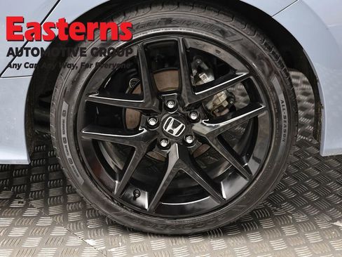 Used 2024 Honda Civic Sport image 8