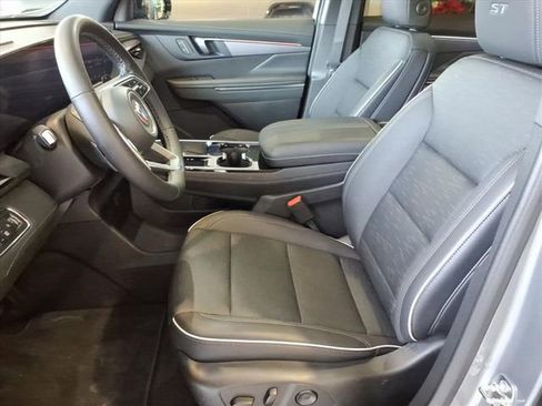 New 2026 Buick Enclave Sport Touring w/ Power Package image 5