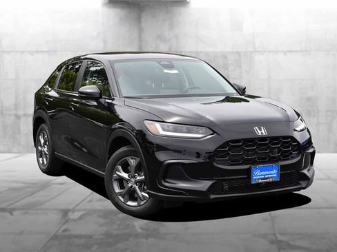 New 2027 Honda HR-V LX image 2
