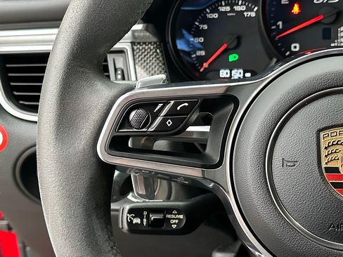 Used 2017 Porsche Macan GTS AWD/4WD image 35