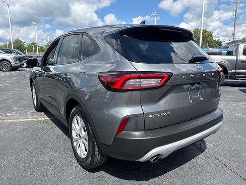 Used 2025 Ford Escape Active FWD image 9