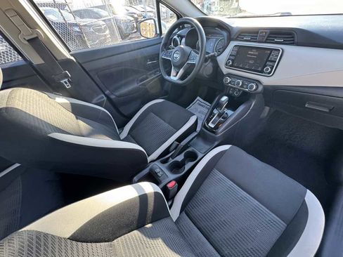 Used 2021 Nissan Versa SV image 21