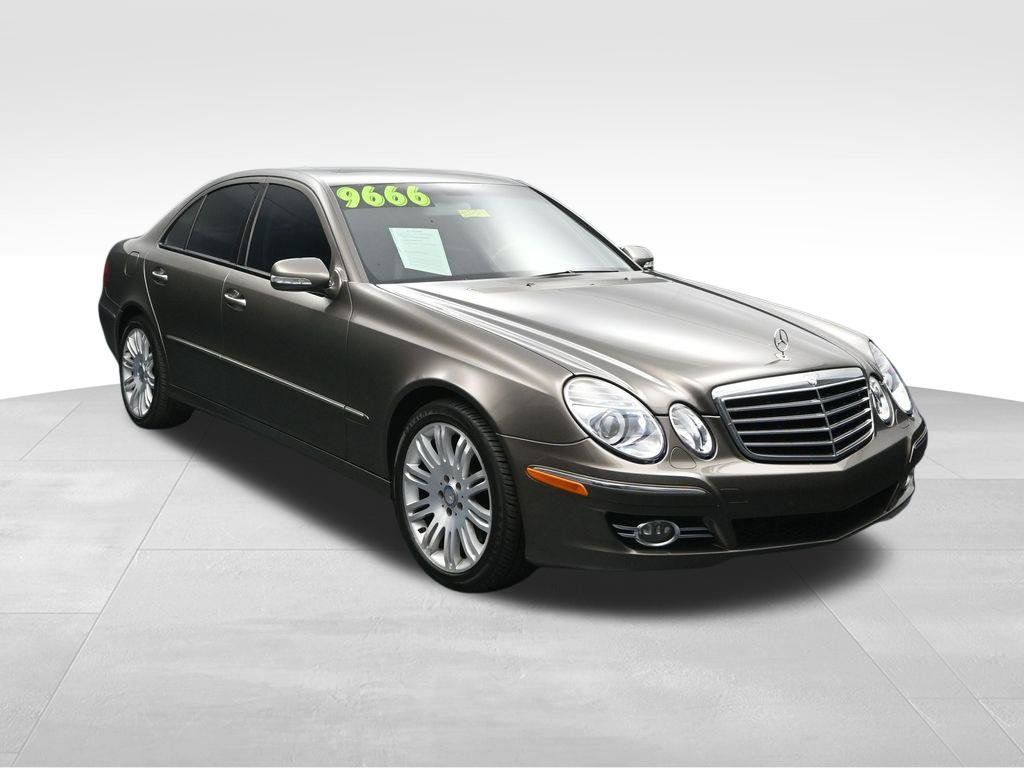 Used 2008 Mercedes-Benz E 350 4MATIC Sedan image 7