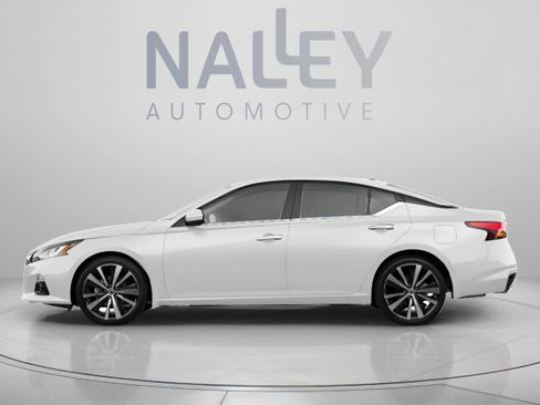 Used 2019 Nissan Altima 2.5 SL FWD image 2
