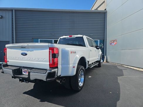 Used 2026 Ford F450 Lariat w/ FX4 Off-Road Package AWD/4WD image 3