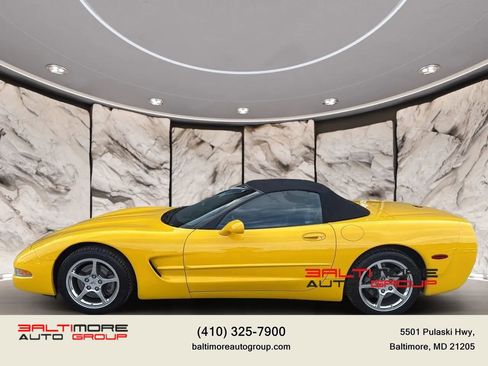 Used 2002 Chevrolet Corvette Convertible w/ Preferred Equipment Group2 RWD image 16