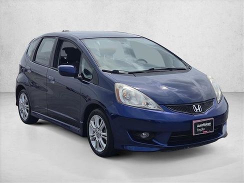 Used 2011 Honda Fit Sport image 3
