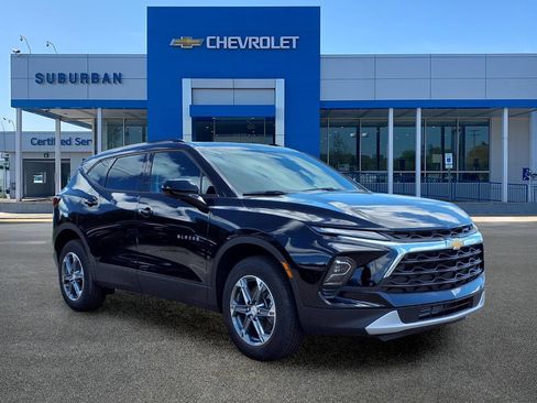 New 2026 Chevrolet Blazer LT w/ Convenience Package FWD image 3