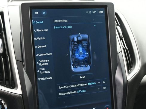 Used 2022 Ford Edge SE w/ Black Appearance Package image 14