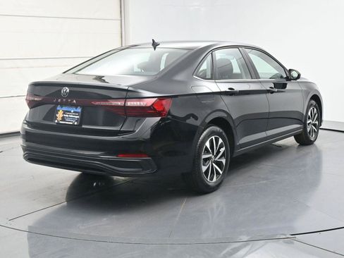 Used 2025 Volkswagen Jetta S FWD image 24