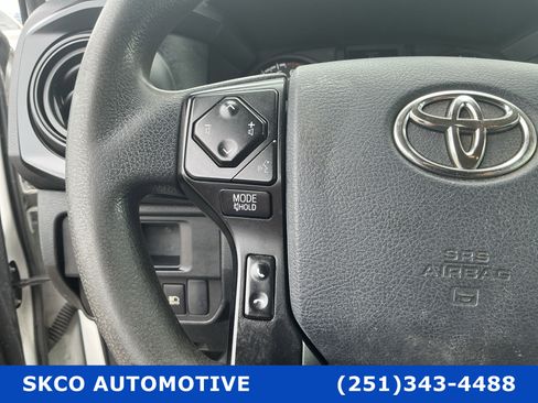 Used 2018 Toyota Tacoma SR RWD image 19