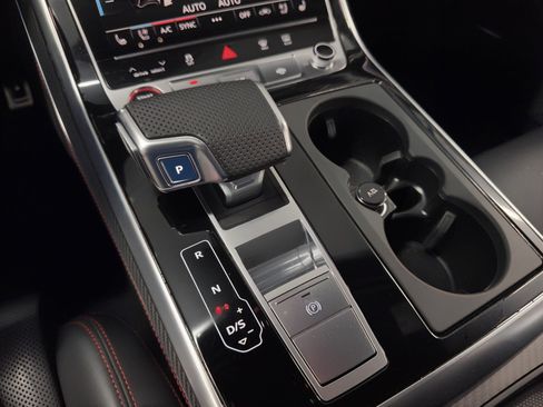 Certified 2025 Audi SQ7 Prestige w/ Prestige Package image 25