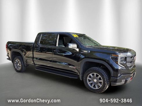 Certified 2024 GMC Sierra 1500 AT4 w/ AT4 Preferred Package AWD/4WD image 8