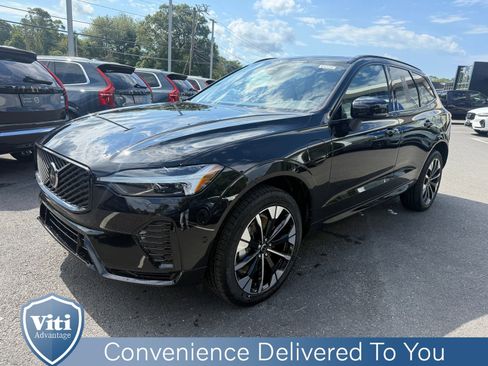 New 2026 Volvo XC60 T8 Plus w/ Protection Package Premier image 4