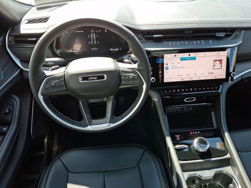 New 2026 Jeep Grand Cherokee Limited image 7