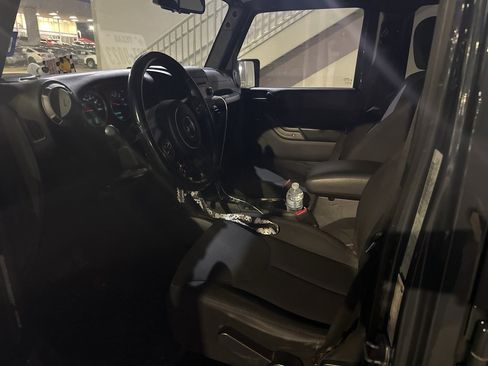 Used 2016 Jeep Wrangler Unlimited Sport w/ Quick Order Package 24S image 6