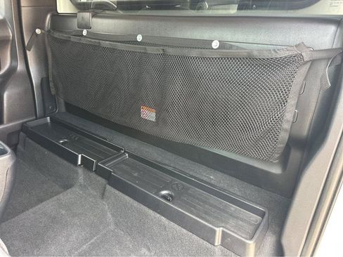 Used 2019 Toyota Tacoma SR RWD image 8