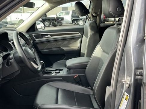 Used 2021 Volkswagen Atlas SE image 27