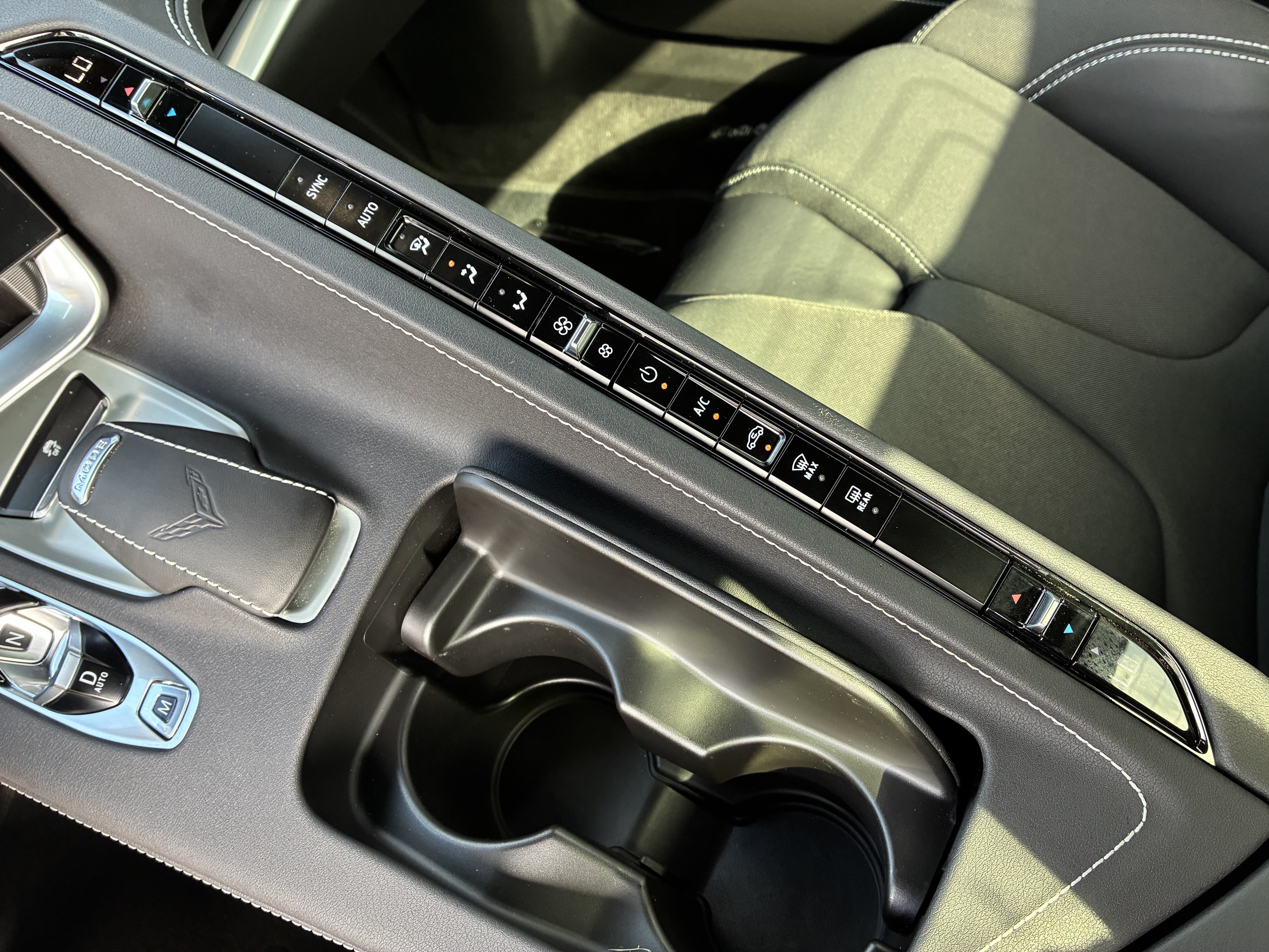 Used 2025 Chevrolet Corvette Z06 RWD image 35