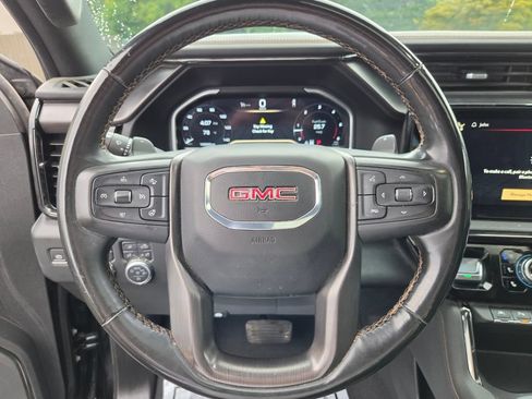 Used 2024 GMC Sierra 1500 AT4 w/ Technology Package AWD/4WD image 14