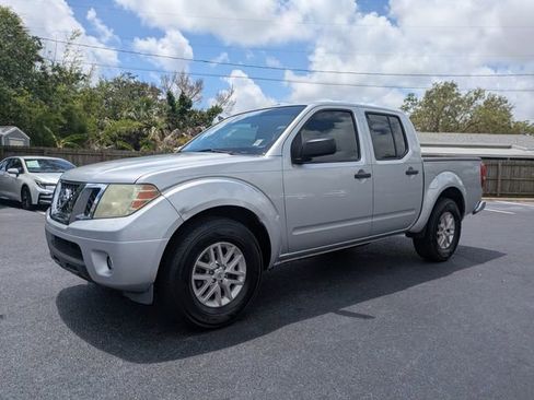 Used 2014 Nissan Frontier SV RWD image 8