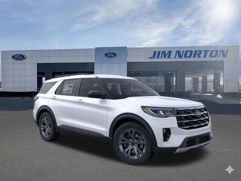 New 2026 Ford Explorer Active w/ Active Comfort Package image 9