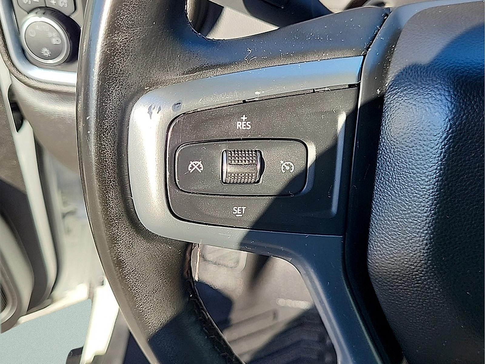 Used 2023 Chevrolet Silverado 2500 LT AWD/4WD image 17
