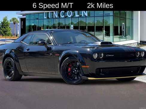 Used 2023 Dodge Challenger R/T Scat Pack RWD image 2