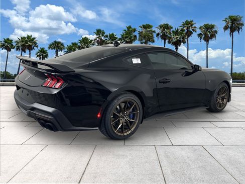 New 2025 Ford Mustang Dark Horse image 8