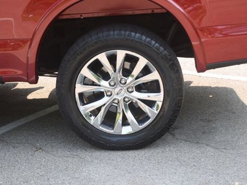 Used 2017 Ford F150 Lariat w/ Equipment Group 502A Luxury AWD/4WD image 28