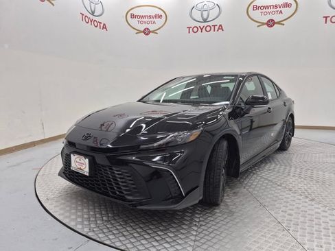 New 2026 Toyota Camry SE FWD image 2