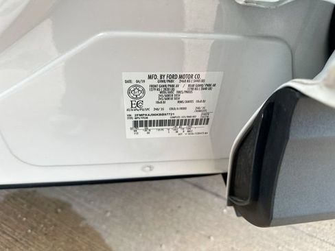 Used 2019 Ford Edge SEL AWD/4WD image 37