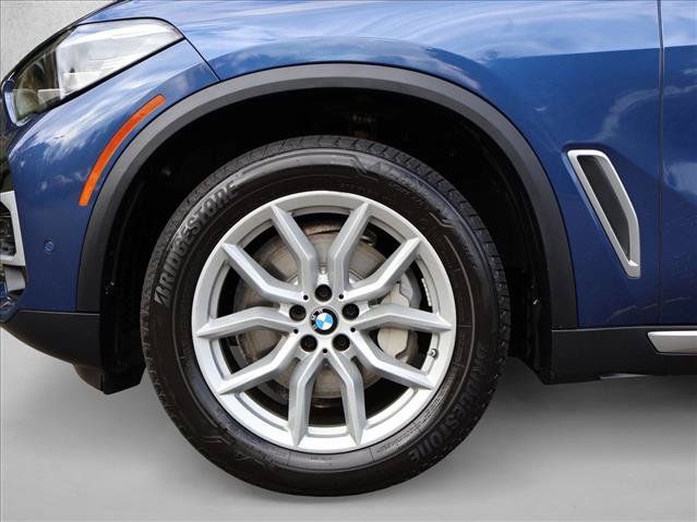 Used 2023 BMW X5 xDrive40i w/ Premium Package AWD/4WD image 29