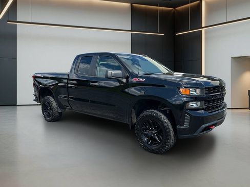 Used 2020 Chevrolet Silverado 1500 Custom Trail Boss w/ Custom Convenience Package AWD/4WD image 8