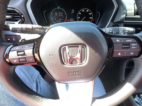 New 2025 Honda Pilot EX-L image 15