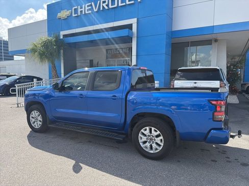 Used 2024 Nissan Frontier SV w/ SV Convenience Package image 9