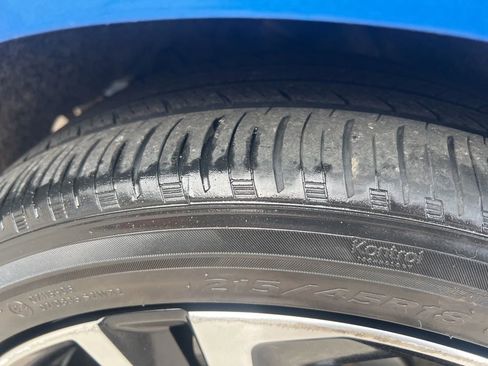 Certified 2023 Nissan Sentra SR w/ Electronics Package image 40