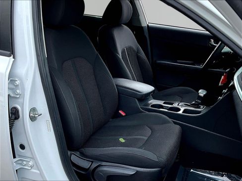 Used 2019 Kia Optima LX FWD image 28