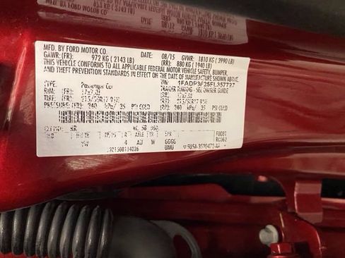 Used 2015 Ford Focus SE w/ SE Sport Package FWD image 35