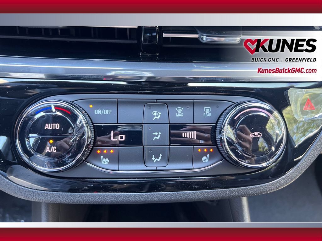 New 2026 Buick Envista Sport Touring w/ Convenience I Package FWD image 32