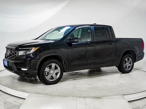 Certified 2024 Honda Ridgeline TrailSport image 4