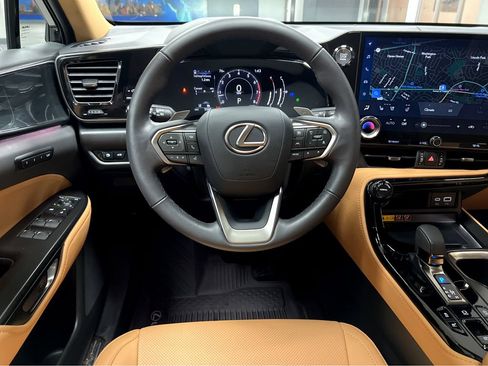 Certified 2025 Lexus NX 350 AWD w/ Accessory Package (2T) image 31