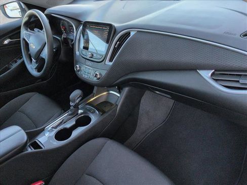 Used 2025 Chevrolet Malibu LT image 22