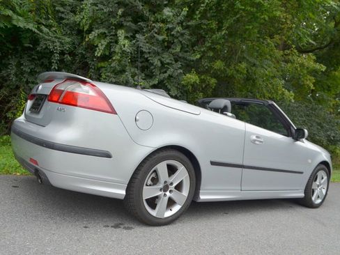 Used 2007 Saab 9-3 Aero w/ Touring Pkg image 13