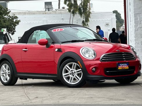 Used 2012 MINI Cooper Roadster Base image 10