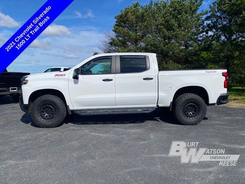 Used 2021 Chevrolet Silverado 1500 LT Trail Boss w/ Convenience Package II AWD/4WD image 5