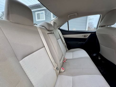 Used 2016 Toyota Corolla LE image 14