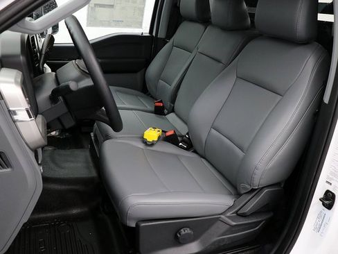 New 2025 Ford F450 XL w/ XL Chrome Package image 9