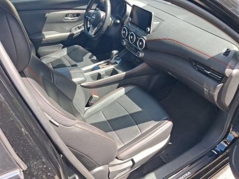 Used 2024 Nissan Sentra SR w/ SR Premium Package FWD image 8